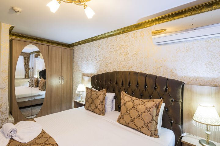 Room 20 of 80