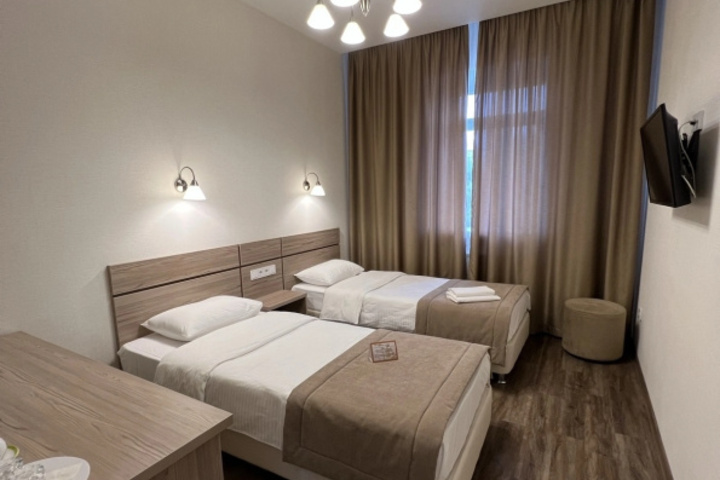 Room 3 of 12