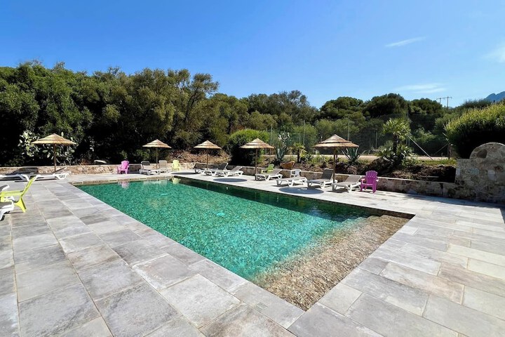 Pool Hotel