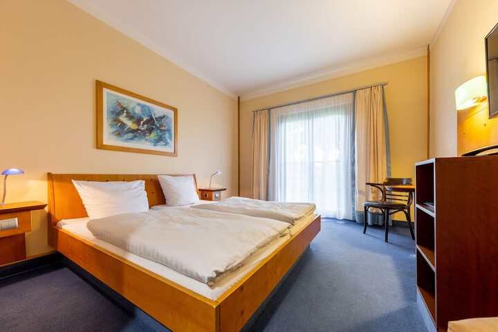 Room 25 of 113