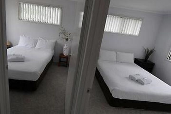 Room 6 of 20