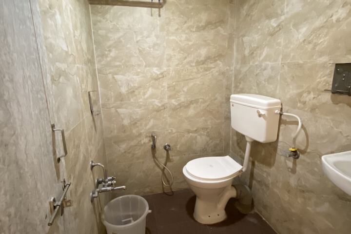 Room 35 of 52