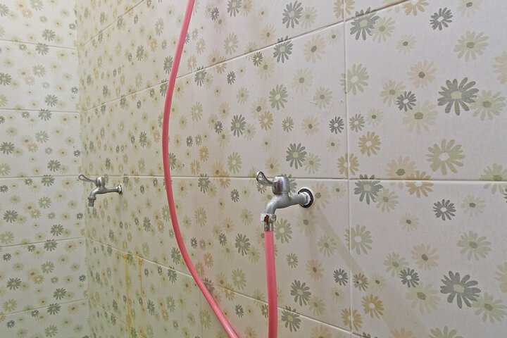 Room 30 of 33