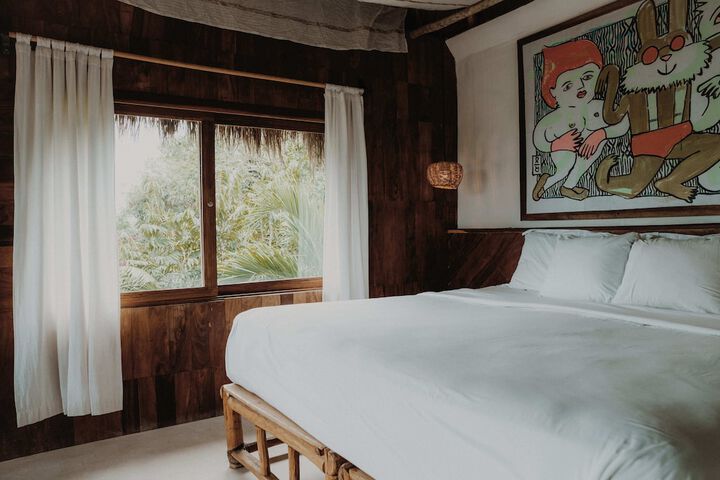 Room 25 of 137