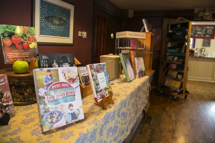Gift Shop 21 of 46