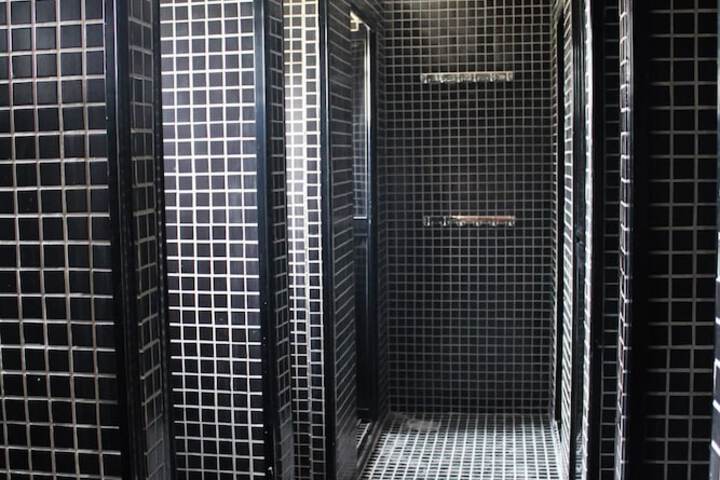 Clean Restrooms