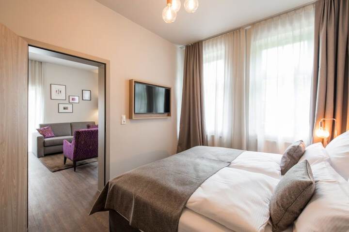 Room 15 of 40
