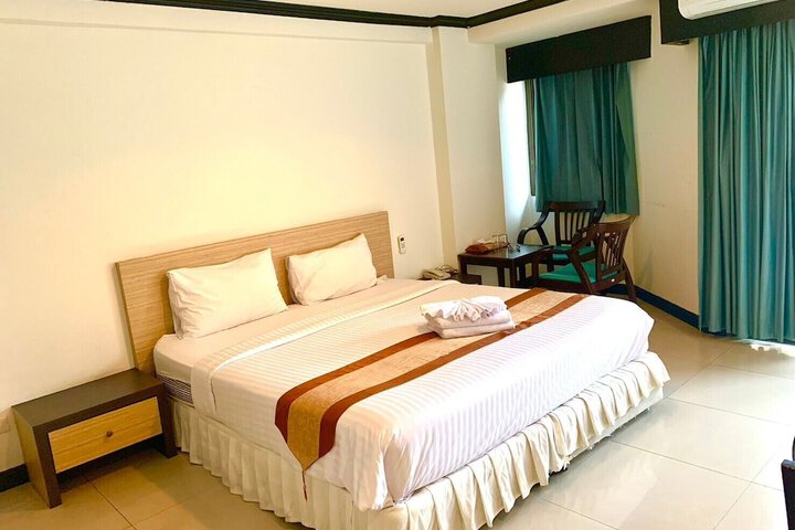 Room 14 of 35