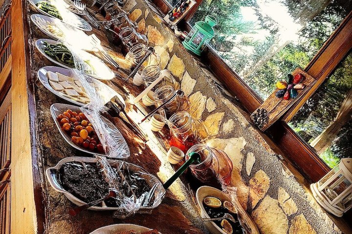 Dining 58 of 93