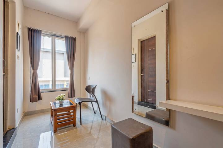 Room 8 of 38