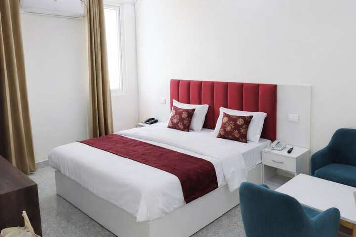 Room 18 of 44