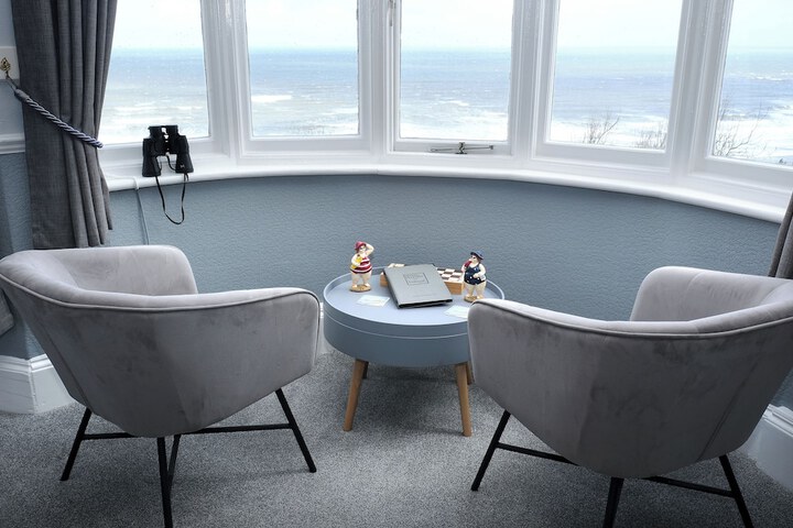 Room 25 of 44