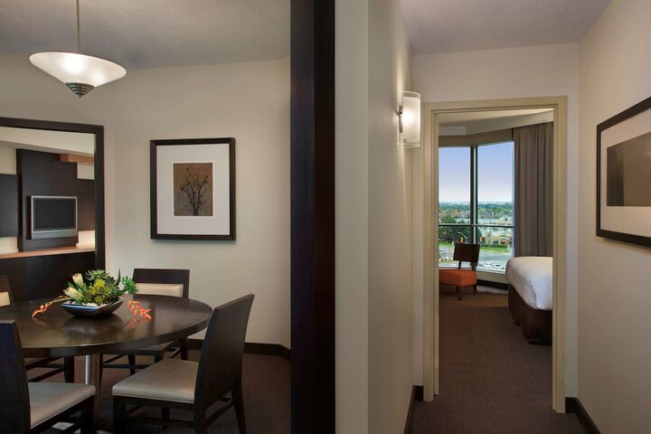 1 King Bed 1 Bedroom Presidential Suite (4 of 39)