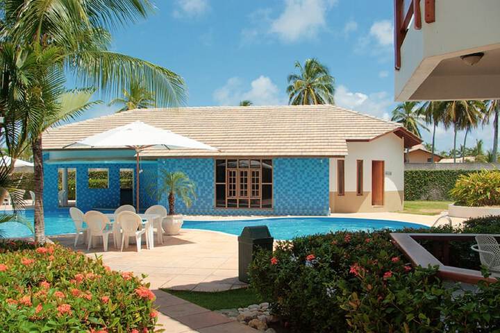 Hotel with Pool