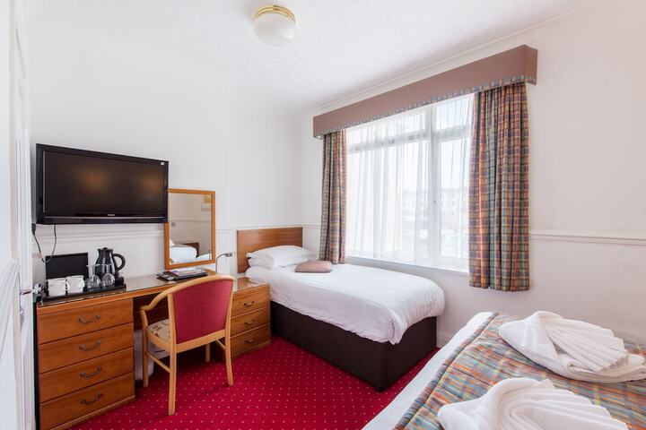 Room 20 of 43