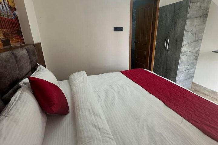 Room 17 of 56