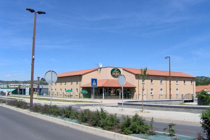 Hotel 84 of 96