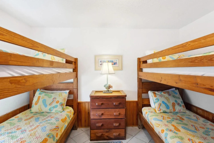 Room 6 of 21