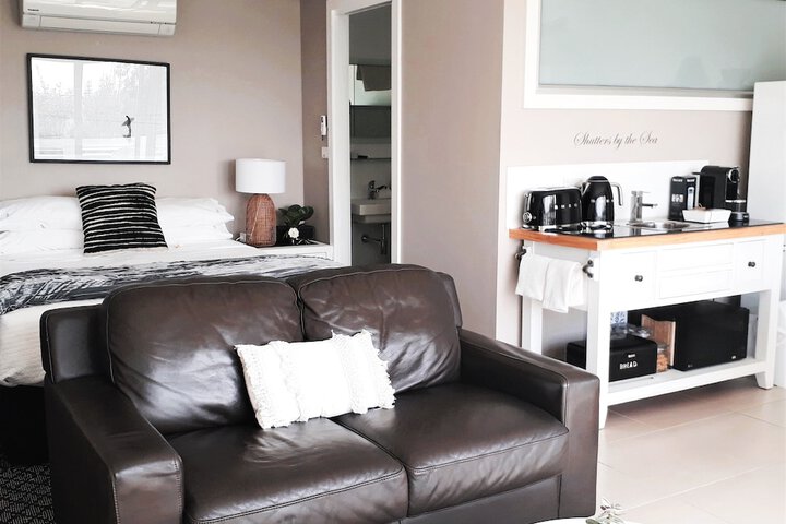 Room 2 of 24