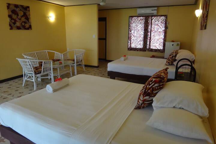 Room 32 of 112