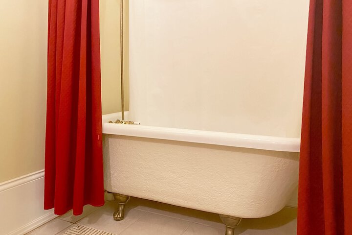 Room 45 of 85