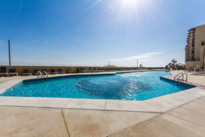 Pool 36 of 63