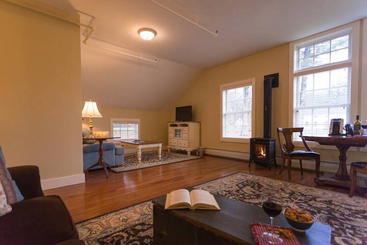 Room 9 of 48
