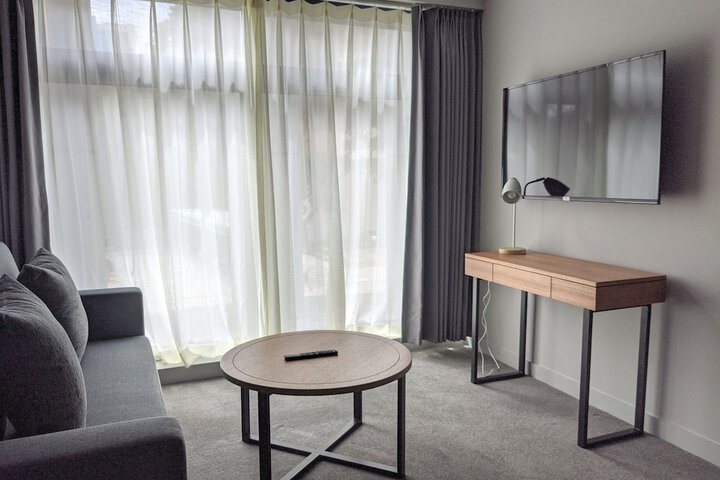 Room 27 of 44