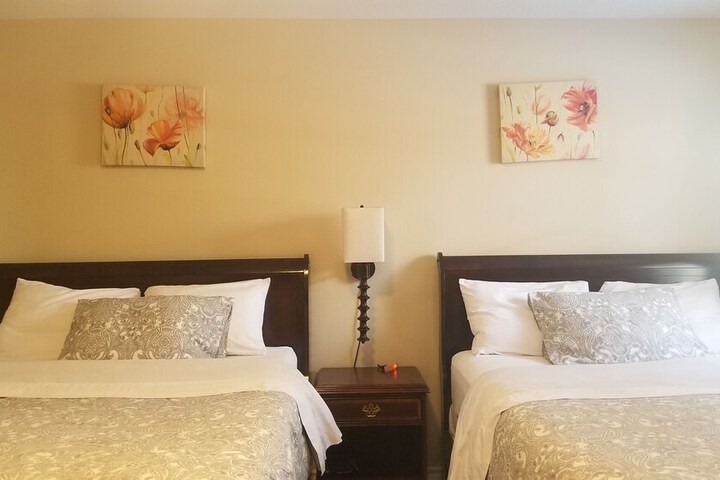 Room 60 of 163