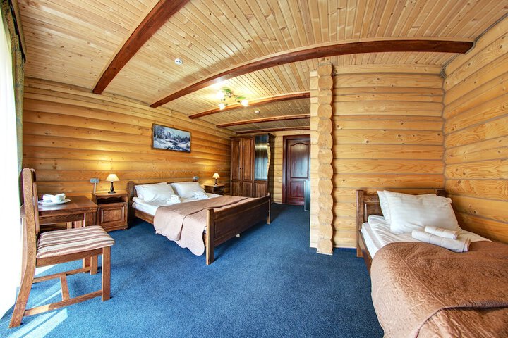 Room 16 of 43