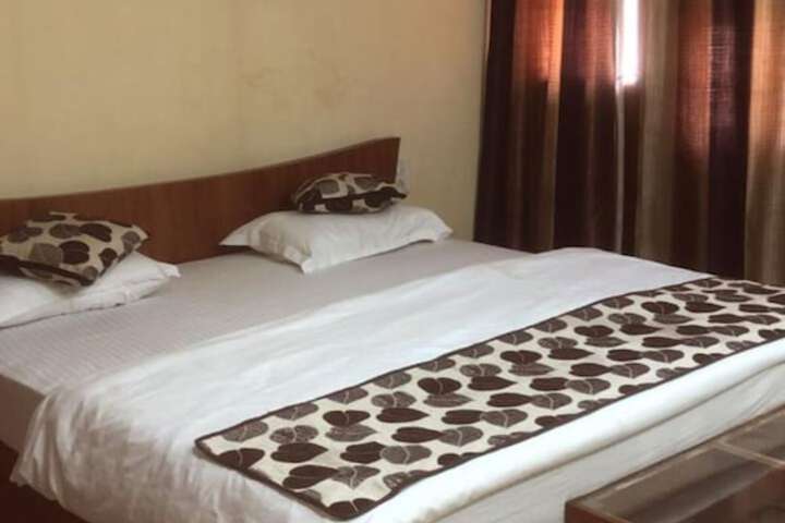 Room 3 of 17