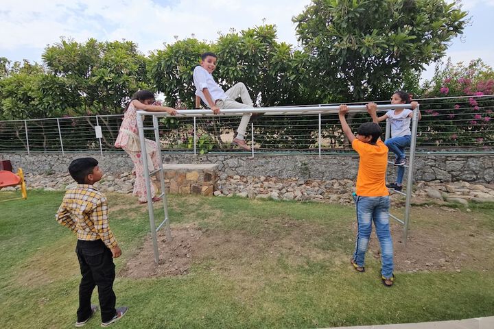 Childrens Activities 67 of 100