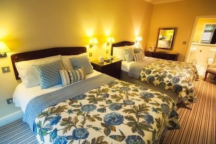 Room 4 of 58