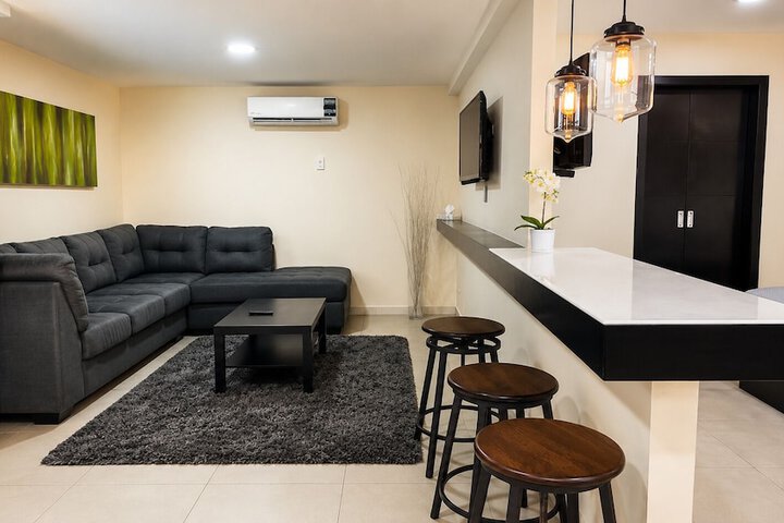 Room 28 of 43
