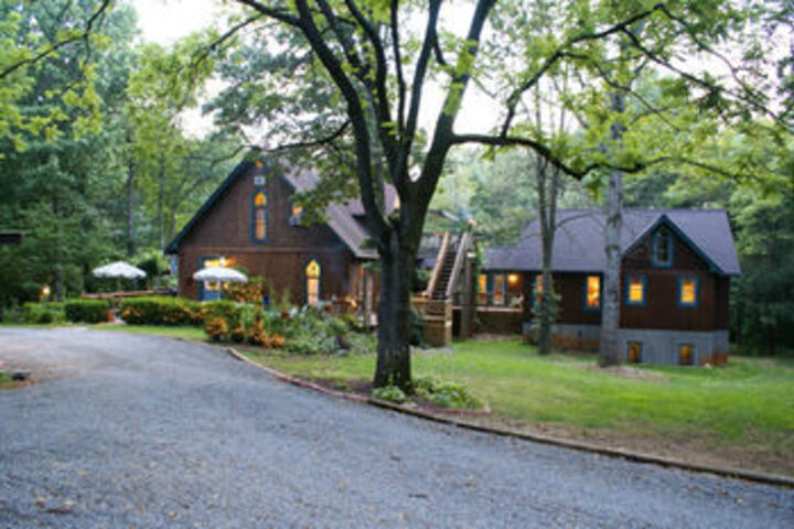 Ebenezer House Bed & Breakfast