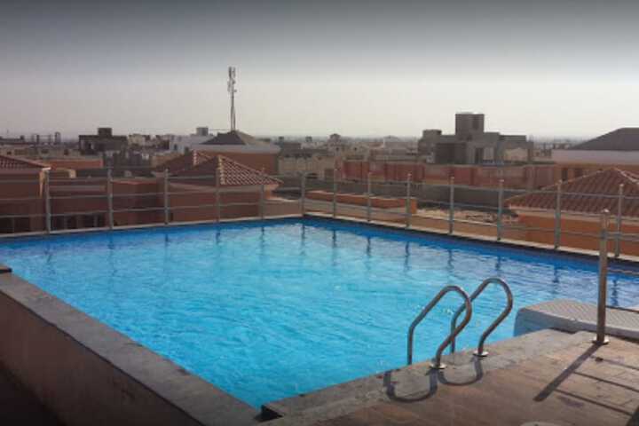 Pool 26 of 40