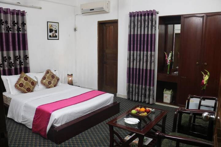 Room 18 of 47