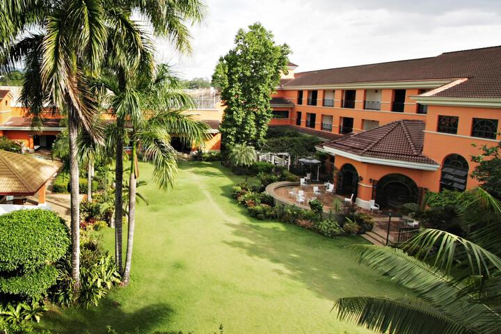 Ormoc Villa Hotel