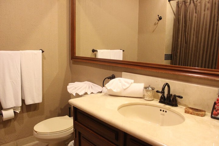 Room 530 of 599