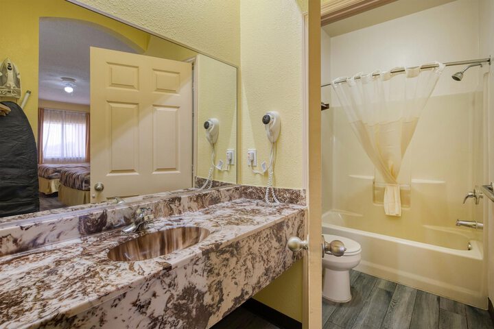 Clean Restrooms