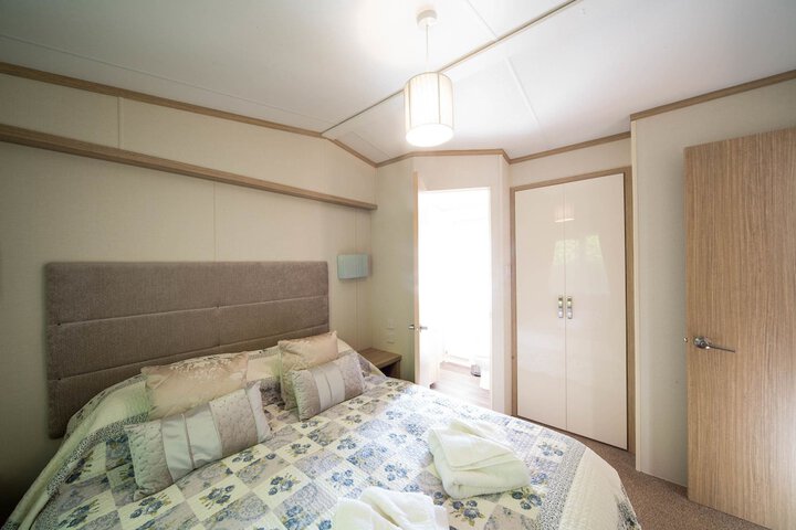 Room 11 of 150