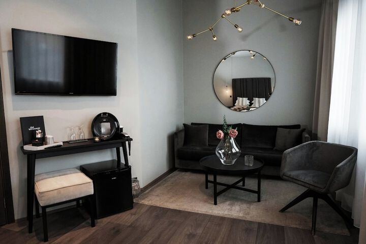 Room 13 of 70