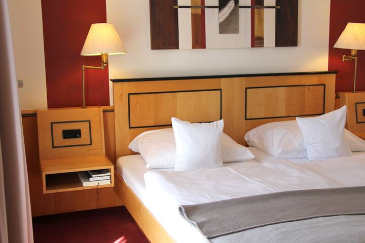 Room 5 of 56
