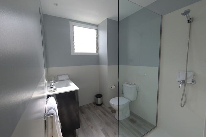 Room 17 of 26