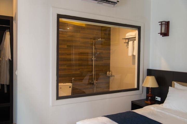 Room 6 of 64