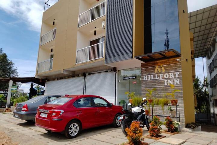 Hillfort Inn