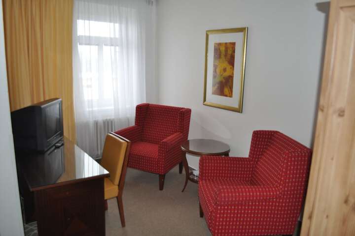 Room 36 of 75