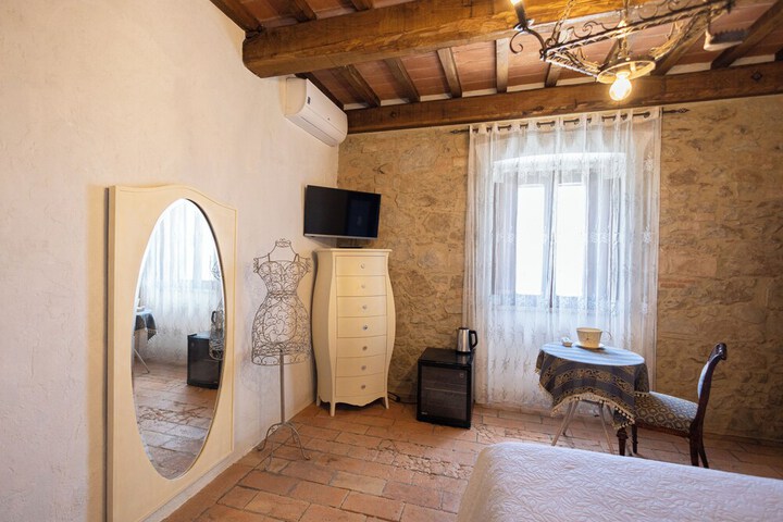 Room 49 of 207