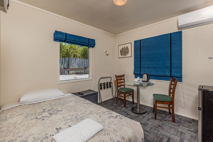 Room 9 of 46
