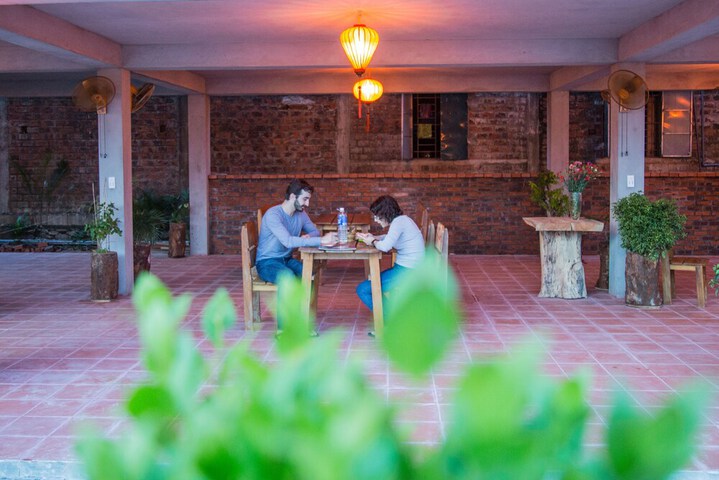 Dining 57 of 104